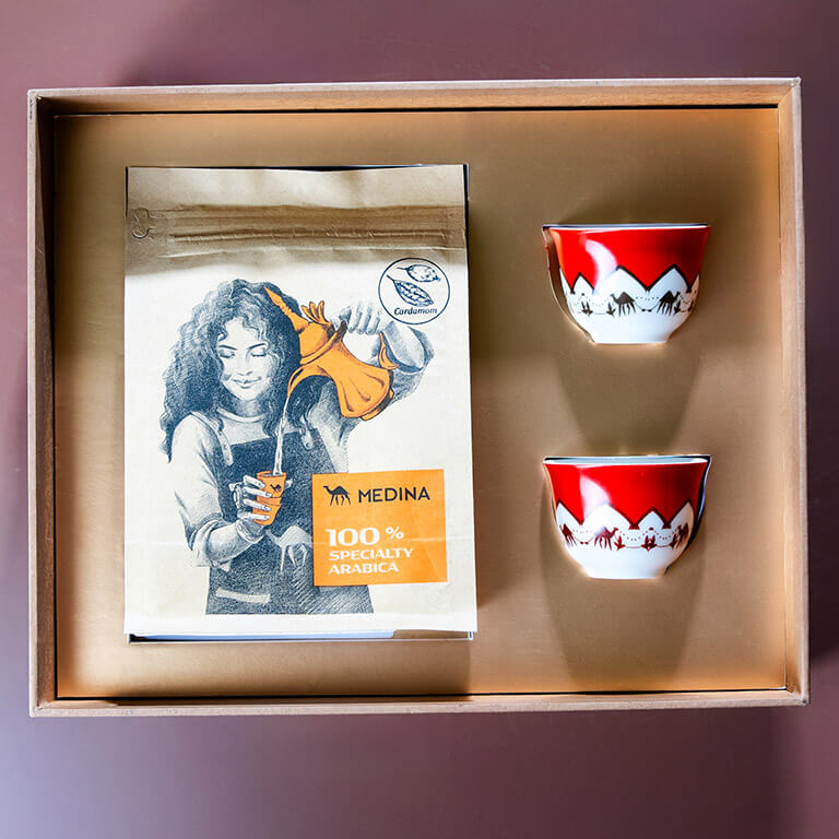 arabic coffee gift set box with two coffee cups
